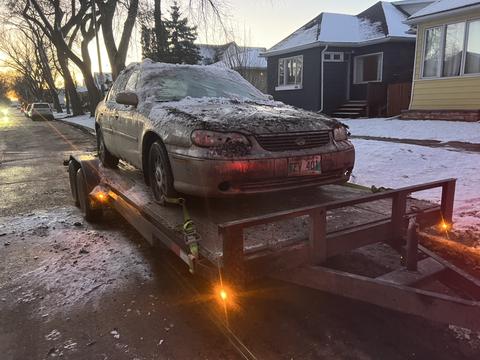 SMASH Cars | Junk Car Removal of a Ford Taurus for Scrap Metal Recycling