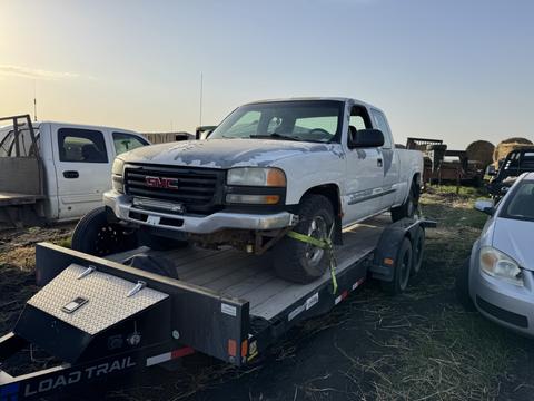 SMASH Cars | GMC Pickup Truck on Tow Trailer for Scrap Metal Recycling