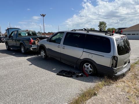 SMASH Cars | Junk Minivan and Pickup Truck for Scrap Metal Recycling