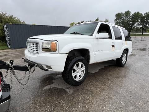 SMASH Cars | 2002 Cadillac Escalade for Scrap Metal Recycling